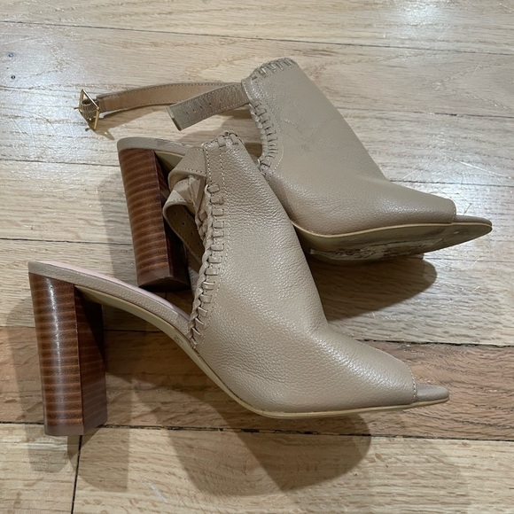 kate spade Shoes - Kate Spade Tan Heels Sleek Design- Like New